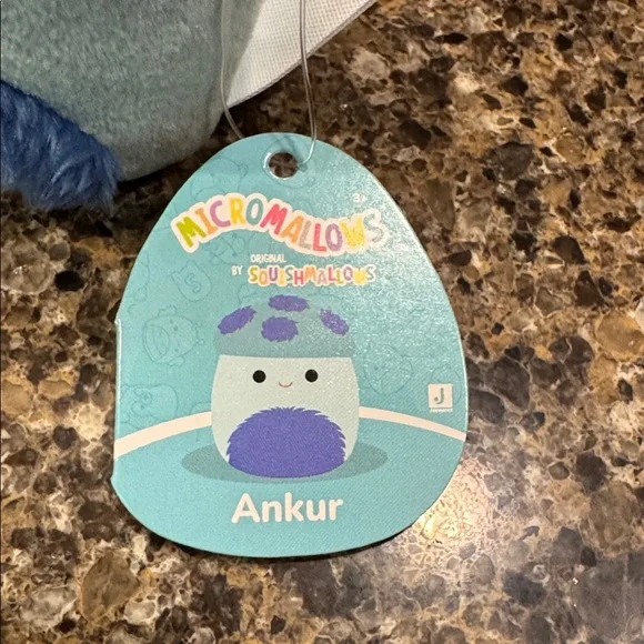 Cute Micromallows Squishmallow "Ankur" with Mango Lip Balm NEW - Picture 4 of 5